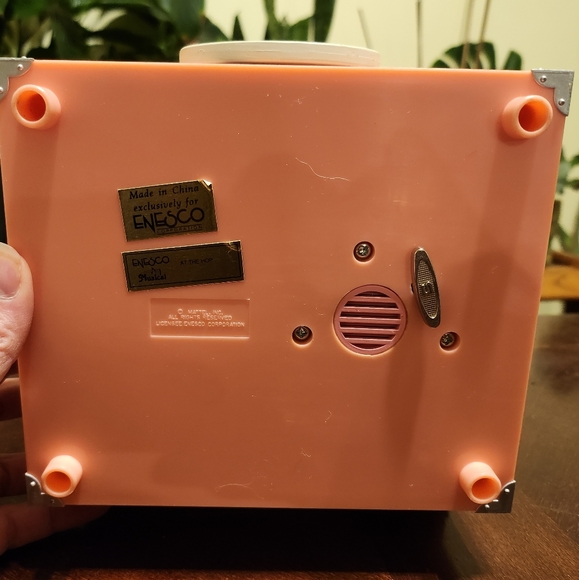 Vintage Enesco Barbie Music Box - Picture 7 of 7